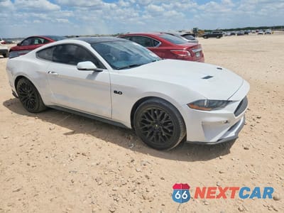 Czwarte zdjęcie samochodu z boku: 2020 FORD MUSTANG GT VIN:1FA6P8CF4L5180732 - miniatura