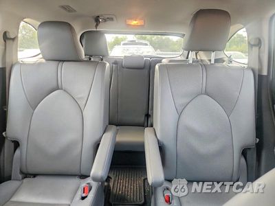 Zdjęcie 10 z 13 samochodu: 2022 TOYOTA HIGHLANDER LIMITED VIN:5TDDZRBH4NS206425 - miniatura