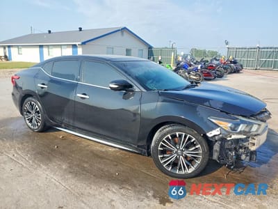 Czwarte zdjęcie samochodu z boku: 2016 NISSAN MAXIMA PLATINUM VIN:1N4AA6AP6GC441095 - miniatura