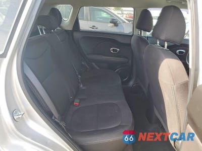 Zdjęcie 10 z 12 samochodu: 2018 KIA SOUL BASE VIN:KNDJN2A25J7577990 - miniatura