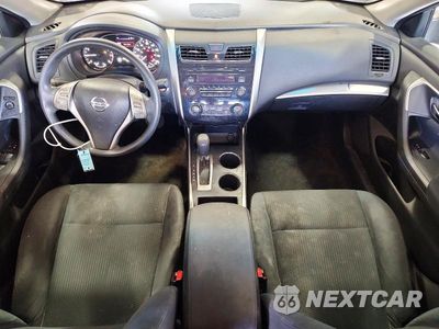 Zdjęcie 8 z 12 samochodu: 2015 NISSAN ALTIMA 2.5 S VIN:1N4AL3AP3FC247034 - miniatura