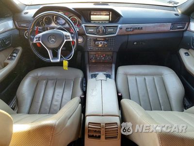 Zdjęcie 8 z 12 samochodu: 2013 MERCEDES-BENZ E 550 4MATIC VIN:WDDHF9BB9DA692091 - miniatura