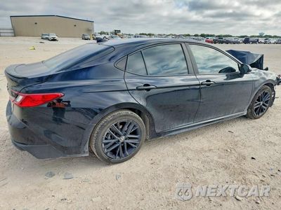 Trzecie zdjęcie samochodu z tyłu: 2025 TOYOTA CAMRY SE VIN:4T1DAACK1SU009704 - miniatura