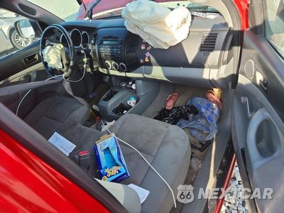 Zdjęcie 8 z 12 samochodu: 2009 TOYOTA TACOMA BASE VIN:5TENX22N09Z622228 - miniatura