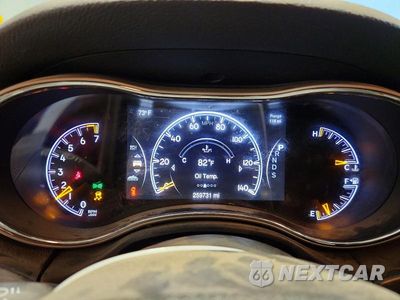 Zdjęcie 9 z 13 samochodu: 2015 JEEP GRAND CHEROKEE LIMITED VIN:1C4RJFBG2FC159062 - miniatura