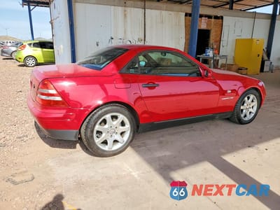 Trzecie zdjęcie samochodu z tyłu: 1998 MERCEDES-BENZ SLK 230 KOMPRESSOR VIN:WDBKK47F5WF027753 - miniatura