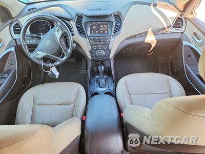 Zdjęcie 8 z 12 samochodu: 2017 HYUNDAI SANTA FE SPORT 2.4L VIN:5XYZU3LB7HG448588 - miniatura