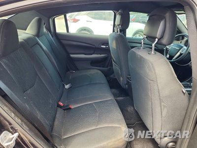 Zdjęcie 10 z 13 samochodu: 2011 CHRYSLER 200 LIMITED VIN:1C3BC2FB3BN595473 - miniatura