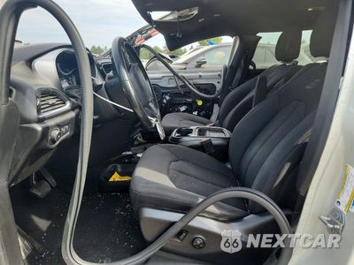Zdjęcie 7 z 12 samochodu: 2019 CHRYSLER PACIFICA TOURING PLUS VIN:2C4RC1FG7KR609281 - miniatura