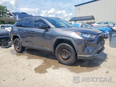 Czwarte zdjęcie samochodu z boku: 2019 TOYOTA RAV4 LE VIN:2T3H1RFV6KW041187 - miniatura