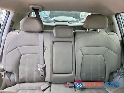Zdjęcie 10 z 13 samochodu: 2011 KIA SPORTAGE LX VIN:KNDPB3A2XB7054619 - miniatura