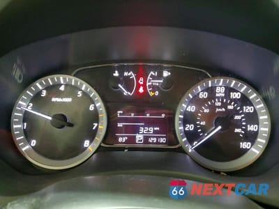 Zdjęcie 9 z 12 samochodu: 2015 NISSAN SENTRA SV VIN:3N1AB7AP1FY364772 - miniatura