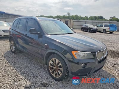 Czwarte zdjęcie samochodu z boku: 2014 BMW X3 XDRIVE28I VIN:5UXWX9C54E0D25244 - miniatura