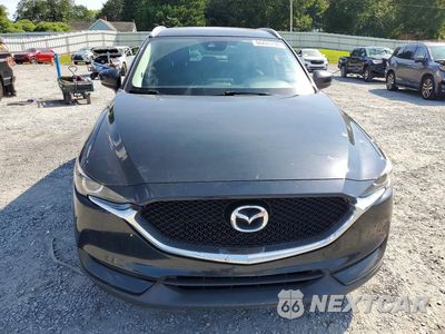 Piąte zdjęcie samochodu w środku: 2017 MAZDA CX-5 TOURING VIN:JM3KFACL8H0217768 - miniatura