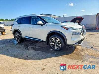 Czwarte zdjęcie samochodu z boku: 2022 NISSAN ROGUE PLATINUM VIN:JN8BT3DD6NW276092 - miniatura