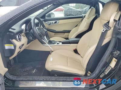Zdjęcie 7 z 12 samochodu: 2012 MERCEDES-BENZ SLK 250 VIN:WDDPK4HA8CF048219 - miniatura