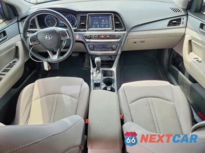 Zdjęcie 8 z 12 samochodu: 2019 HYUNDAI SONATA SEL VIN:5NPE34AF2KH754725 - miniatura