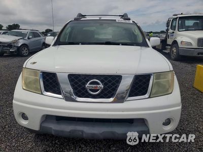 Piąte zdjęcie samochodu w środku: 2005 NISSAN FRONTIER SE VIN:1N6AD07W85C436939 - miniatura