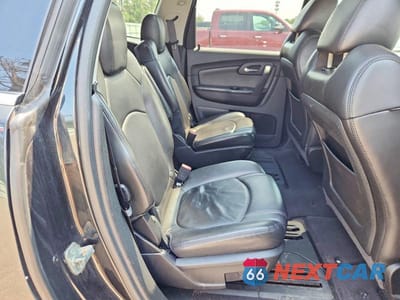 Zdjęcie 11 z 13 samochodu: 2010 CHEVROLET TRAVERSE LT VIN:1GNLVGED4AS145347 - miniatura