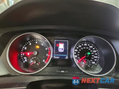Zdjęcie 9 z 13 samochodu: 2020 VOLKSWAGEN TIGUAN SE VIN:3VV2B7AX3LM095227 - miniatura