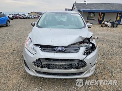 Piąte zdjęcie samochodu w środku: 2016 FORD C-MAX SE VIN:1FADP5AU2GL108159 - miniatura