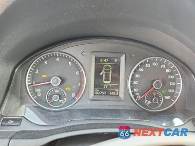 Zdjęcie 9 z 12 samochodu: 2010 VOLKSWAGEN JETTA SE VIN:3VWRZ7AJ4AM051798 - miniatura