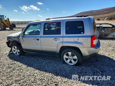 Drugie zdjęcie samochodu z przodu: 2016 JEEP PATRIOT LATITUDE VIN:1C4NJRFBXGD612595 - miniatura