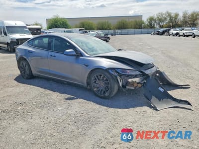 Czwarte zdjęcie samochodu z boku: 2025 TESLA MODEL 3 VIN:5YJ3E1EA4SF963395 - miniatura