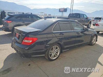 Trzecie zdjęcie samochodu z tyłu: 2013 MERCEDES-BENZ C 300 4MATIC VIN:WDDGF8AB5DR277911 - miniatura