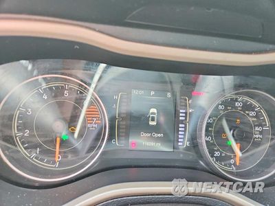 Zdjęcie 9 z 13 samochodu: 2017 JEEP CHEROKEE SPORT VIN:1C4PJLAB3HW616894 - miniatura