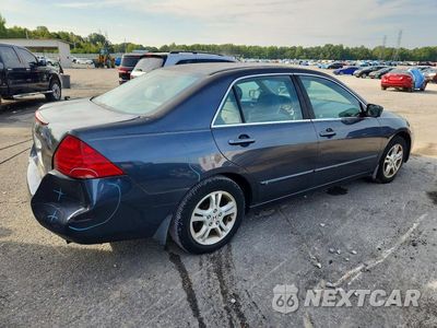 Trzecie zdjęcie samochodu z tyłu: 2006 HONDA ACCORD SE VIN:1HGCM56356A149413 - miniatura