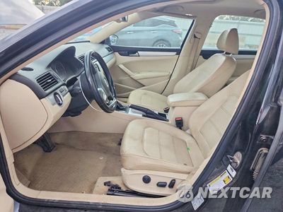 Zdjęcie 7 z 12 samochodu: 2012 VOLKSWAGEN PASSAT SE VIN:1VWBN7A3XCC099034 - miniatura