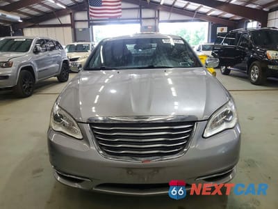 Piąte zdjęcie samochodu w środku: 2013 CHRYSLER 200 LIMITED VIN:1C3CCBCG5DN520992 - miniatura