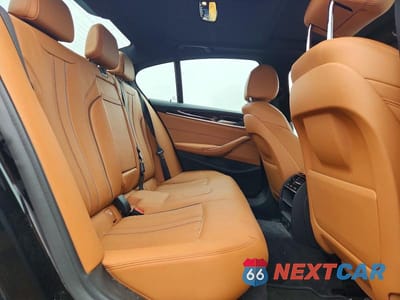 Zdjęcie 10 z 12 samochodu: 2019 BMW 5ER 530XE VIN:WBAJB1C55KB376466 - miniatura