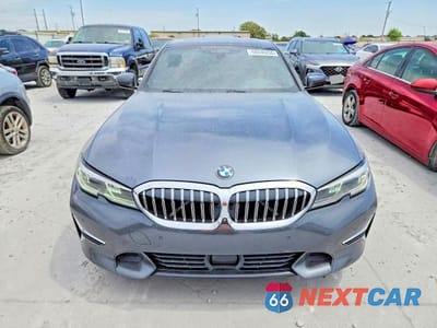 Piąte zdjęcie samochodu w środku: 2019 BMW 330I VIN:WBA5R1C58KAJ99012 - miniatura