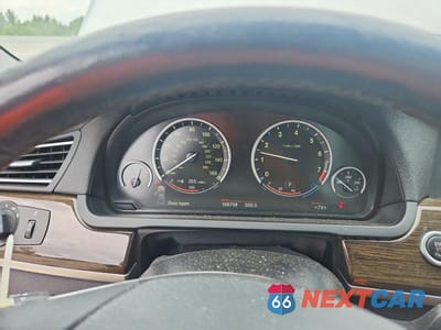 Zdjęcie 9 z 12 samochodu: 2011 BMW 750 LXI VIN:WBAKC8C51BC434514 - miniatura