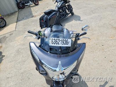 Piąte zdjęcie samochodu w środku: 2018 INDIAN CHIEFTAIN VIN:56KTCBAA6J3357149 - miniatura