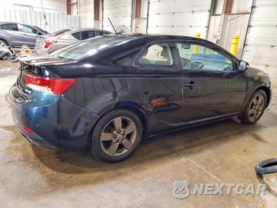 Trzecie zdjęcie samochodu z tyłu: 2010 KIA FORTE KOUP EX VIN:KNAFU6A25A5298242 - miniatura