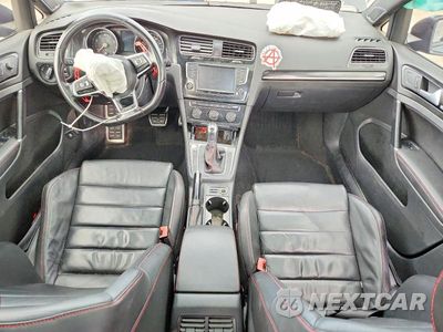 Zdjęcie 8 z 13 samochodu: 2017 VOLKSWAGEN GTI S/SE VIN:3VW447AU4HM072499 - miniatura