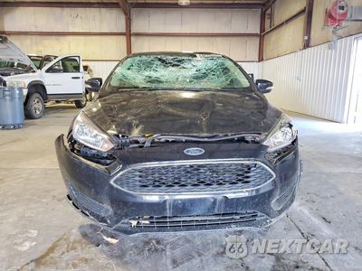 Piąte zdjęcie samochodu w środku: 2017 FORD FOCUS SE VIN:1FADP3F21HL348039 - miniatura