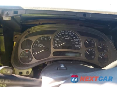 Zdjęcie 9 z 12 samochodu: 2003 GMC NEW SIERRA C1500 VIN:1GTEC14XX3Z130569 - miniatura