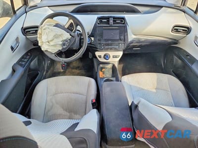 Zdjęcie 8 z 12 samochodu: 2017 TOYOTA PRIUS TWO ECO VIN:JTDKARFU7H3042888 - miniatura