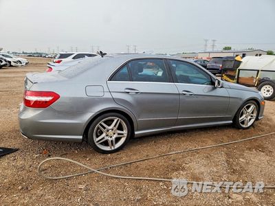 Trzecie zdjęcie samochodu z tyłu: 2011 MERCEDES-BENZ E 350 4MATIC VIN:WDDHF8HB9BA437326 - miniatura