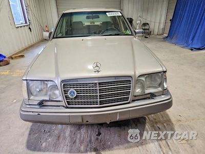 Piąte zdjęcie samochodu w środku: 1995 MERCEDES-BENZ E 320 BASE VIN:WDBEA32E8SC225845 - miniatura
