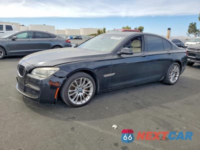 2015 BMW 740 I WBAYA6C51FD827028 - główne zdjęcie licytacji z USA - miniatura