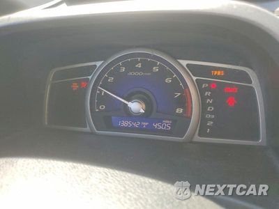 Zdjęcie 9 z 12 samochodu: 2009 HONDA CIVIC LX VIN:19XFA16549E022720 - miniatura