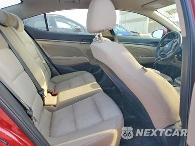 Zdjęcie 10 z 12 samochodu: 2018 HYUNDAI ELANTRA SEL VIN:5NPD84LF5JH248296 - miniatura