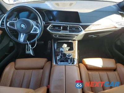 Zdjęcie 8 z 13 samochodu: 2021 BMW X5 XDRIVE40I VIN:5UXCR6C09M9G30524 - miniatura