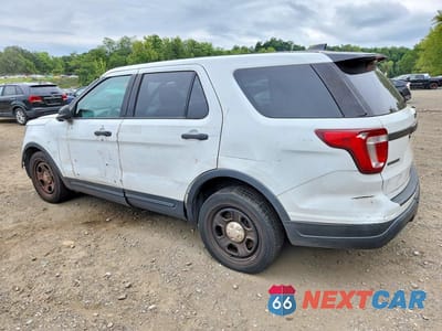 Drugie zdjęcie samochodu z przodu: 2019 FORD EXPLORER POLICE INTERCEPTOR VIN:1FM5K8AR1KGA29685 - miniatura