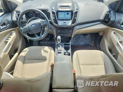Zdjęcie 8 z 14 samochodu: 2018 FORD ESCAPE SE VIN:1FMCU9GD3JUB53640 - miniatura